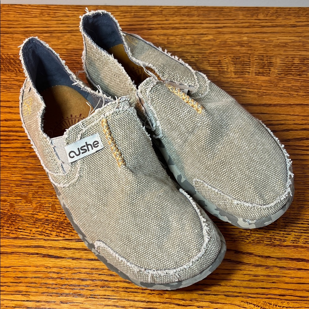 Cushe Men's Textured Slip-On Loafers - Gray and Tan